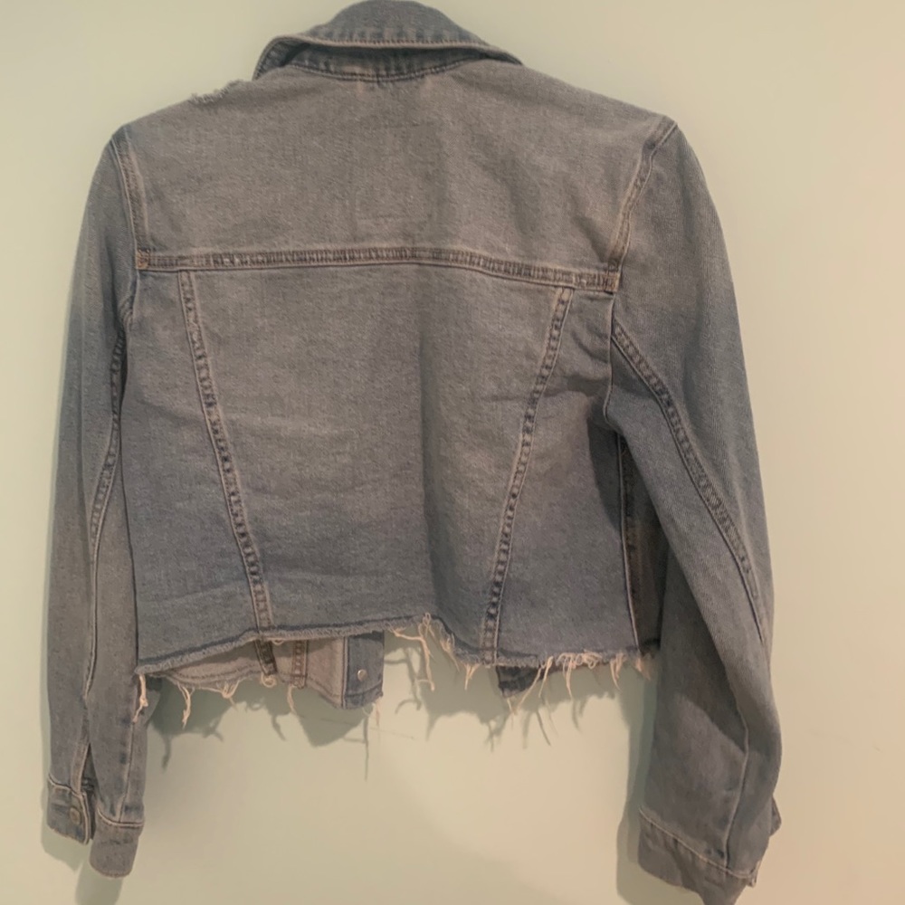 Cropped Ripped Jean Jacket - Picture 3 of 3